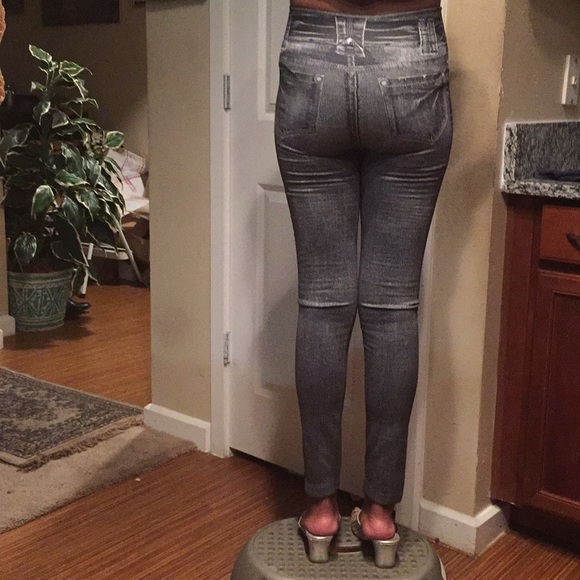 2 pairs of fleece lined leggings - Picture 5 of 7